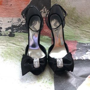 Nina Wedding Fashion Black Satin 8M 4” heel